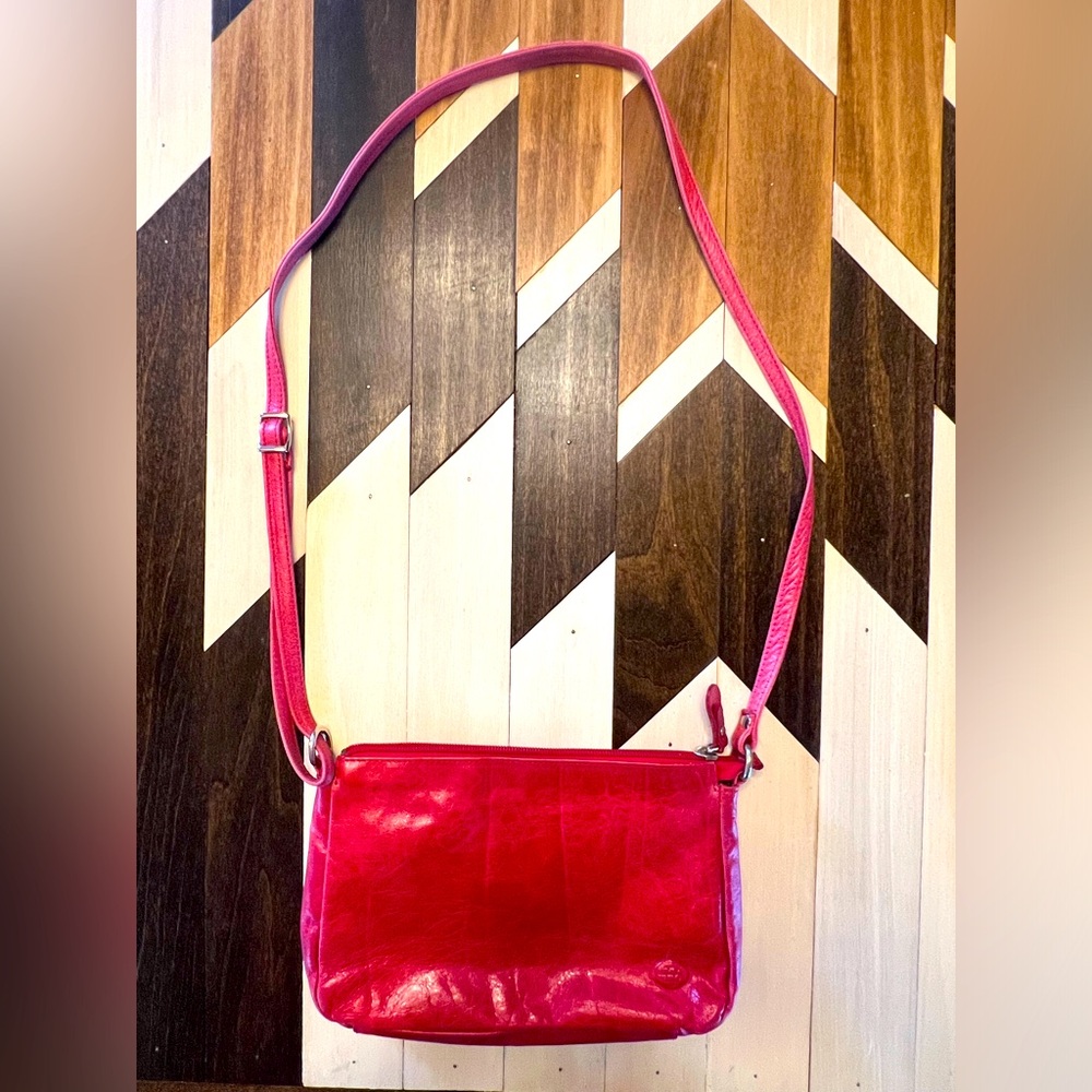 The Trend Crossbody red leather purse adjustable strap